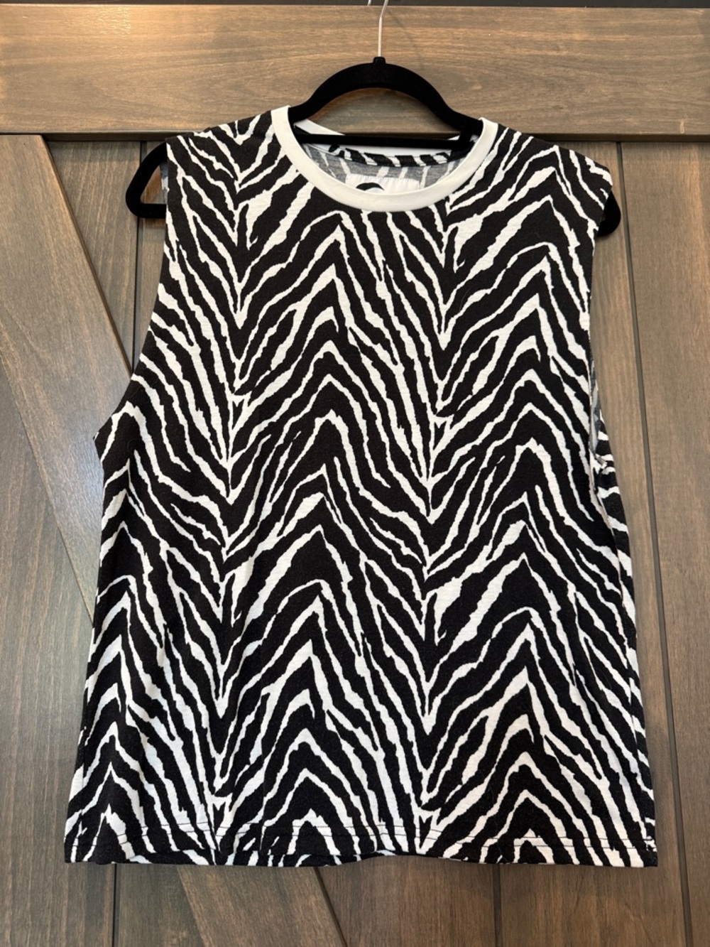 ZYIA Active Black & White Printed Activewear